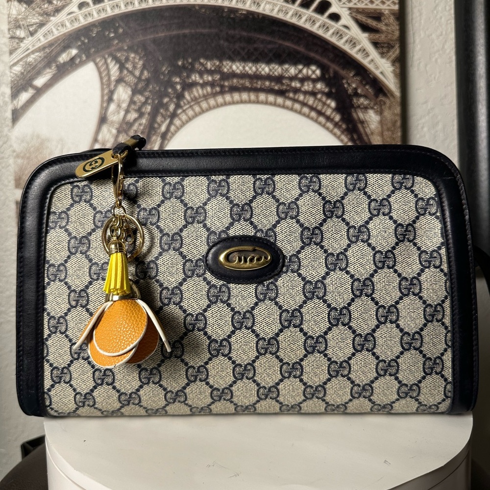 ✅GUCCI GG PVC Leather Vintage Crossbody Bag